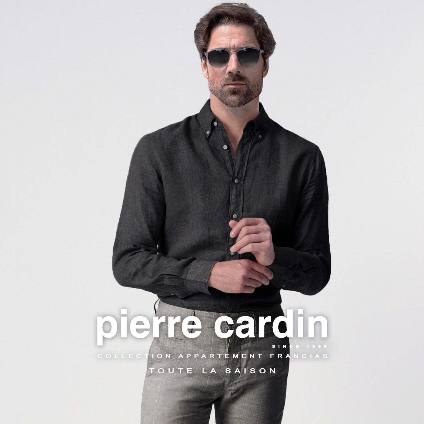 pierre-cardin-tapered-fit-fekete-feher-eszterhazy-kockas-vaszon-pamut-nadrag-tavasz-nyar-stilusos-elegans-oltozkodes-oldal-zsebes-cipzaros-ferfi-divatos-trend-ruhazat-eskuvo
