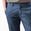 pierre-cardin-modern-fit-lyon-straight-fit-vilagos-kek-kulonleges-szovesu-blue-vaszon-pamut-chino-nadrag-finom-puha-oldalzsebes-cipzar-ferfi-divat-C333740-4035-6226-öltözködés-farmer-chino-svédzsebes