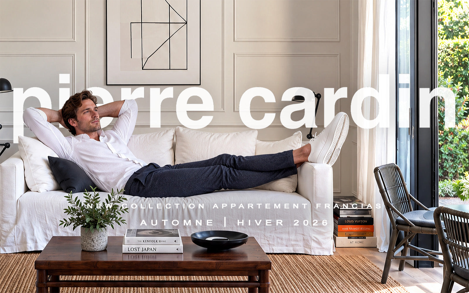 pierre-cardin_modern-fit-tengeresz-kek-navy-blue-szabadidos-selymes-silky-tapintasu-chino-nadrag-finom-puha-megkotos-oldalzsebes-cipzaros-nadrag-C4-72032-1515-öltözködés-ruházat-hosszu-ujju-pulóver-underwear-vékonyfalú-ingalá-hidegellen-bolyhosodásálló-természetes-puha tapintású-pamut-menswear-fashionist-stilusos-divatos